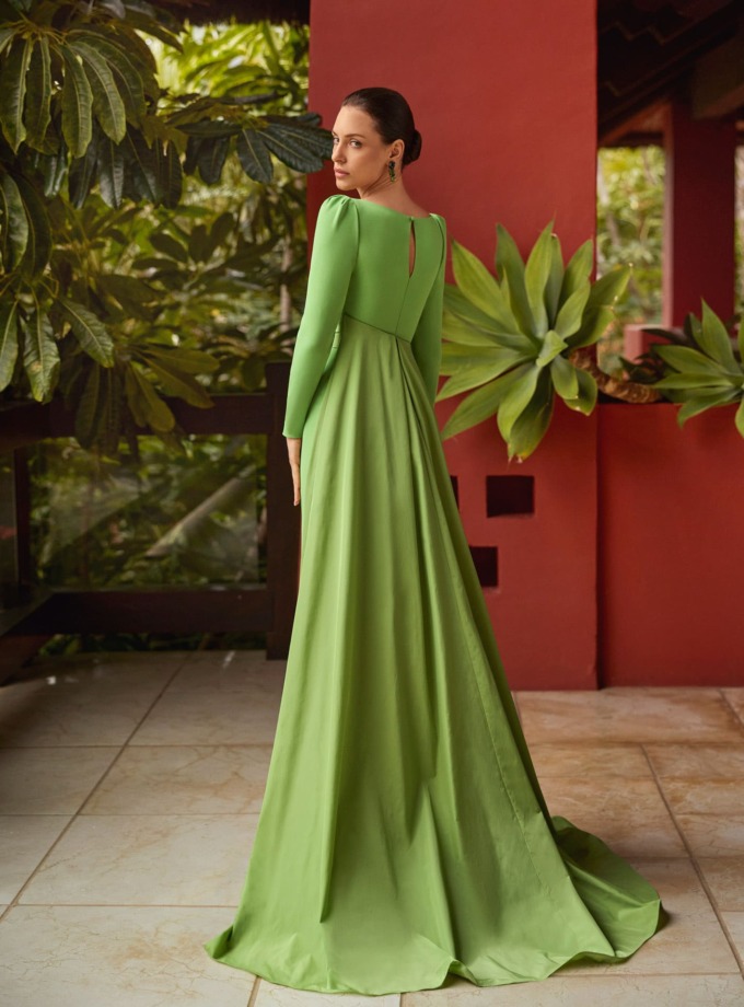 Vestido largo dos piezas de crepé